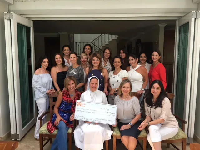 Delivery of Donation for $ 30,000 historical event image 5