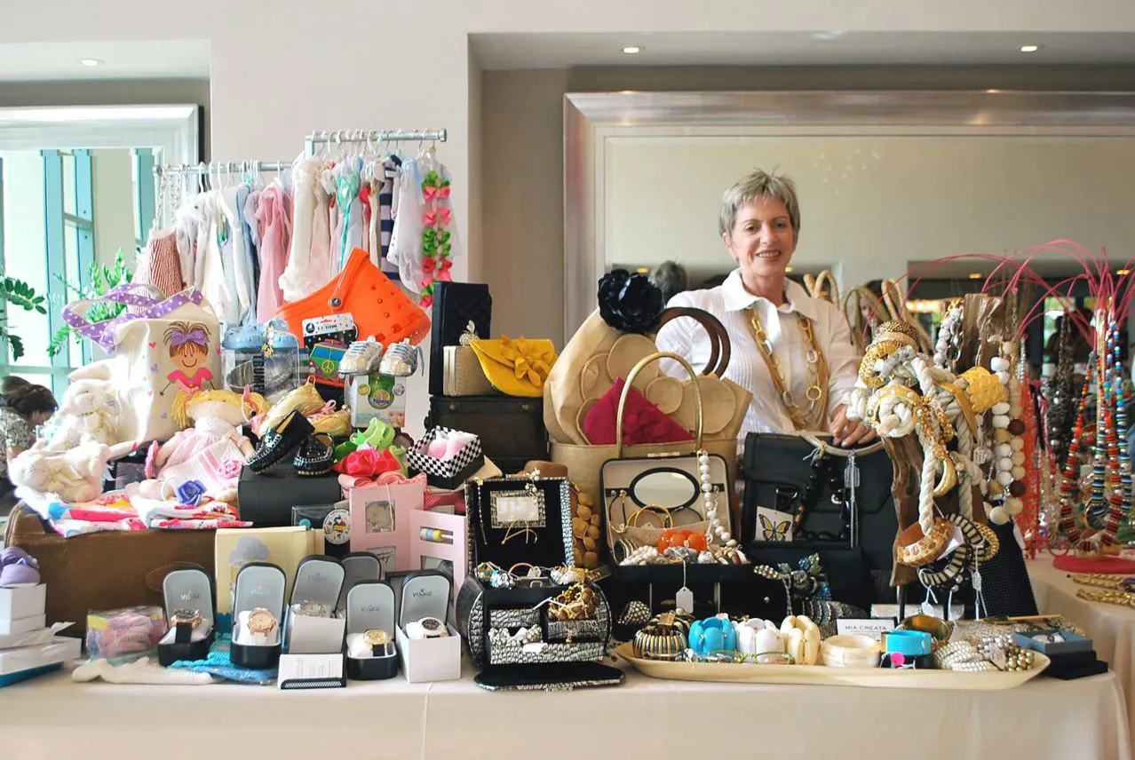Old Bags For Smiles 2011 historical event image 8